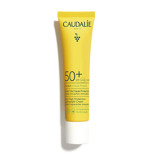 FLUIDE TRÈS HAUTE PROTECTION SPF50+